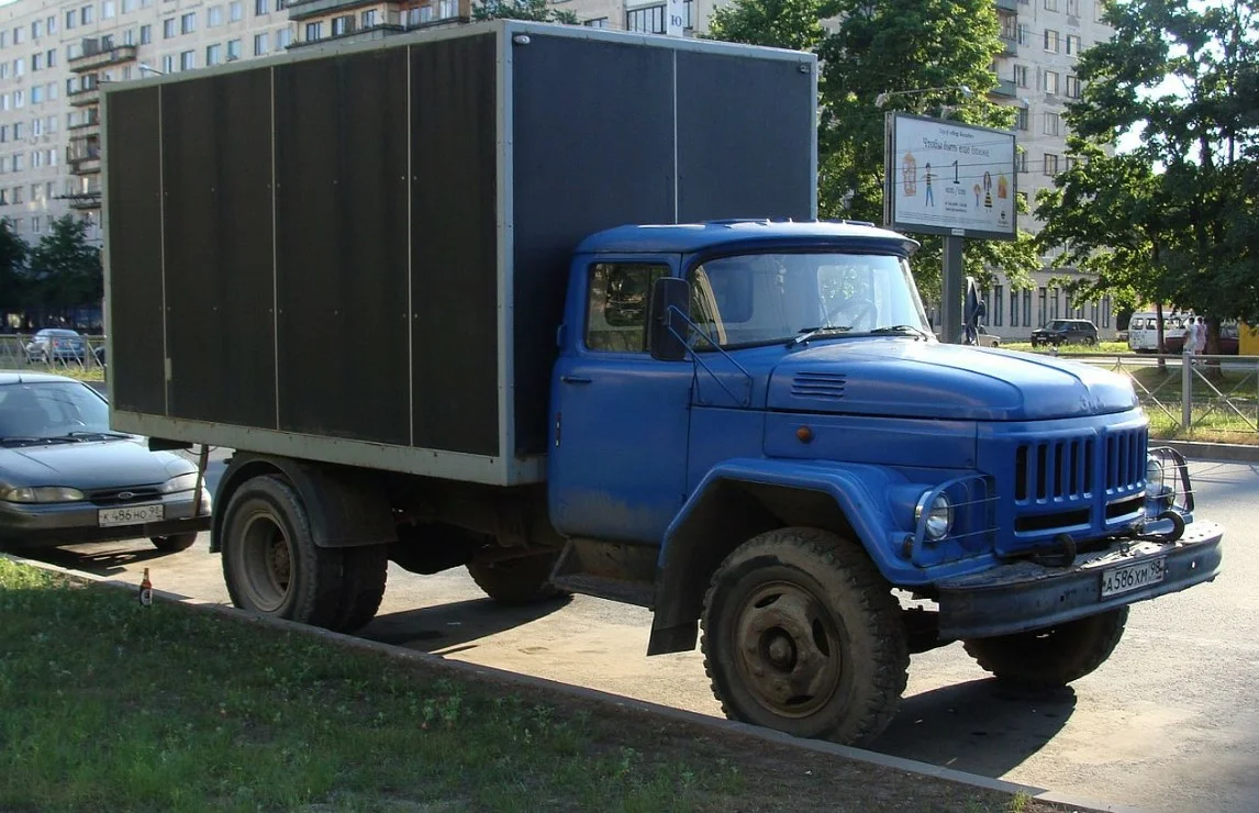 Почему грузовик ЗИЛ начали выпускать на заводе УРАЛ | Техника времени | Дзен