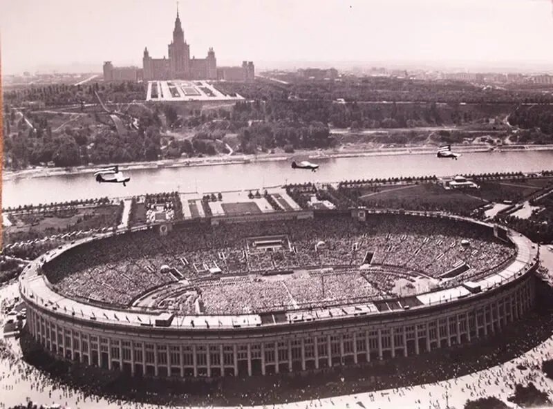 Лужники в 1963 году.