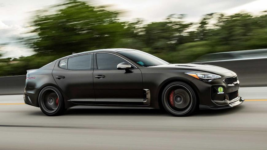 Источник: https://carsweek.ru/  На фото: KIA Stinger GT.