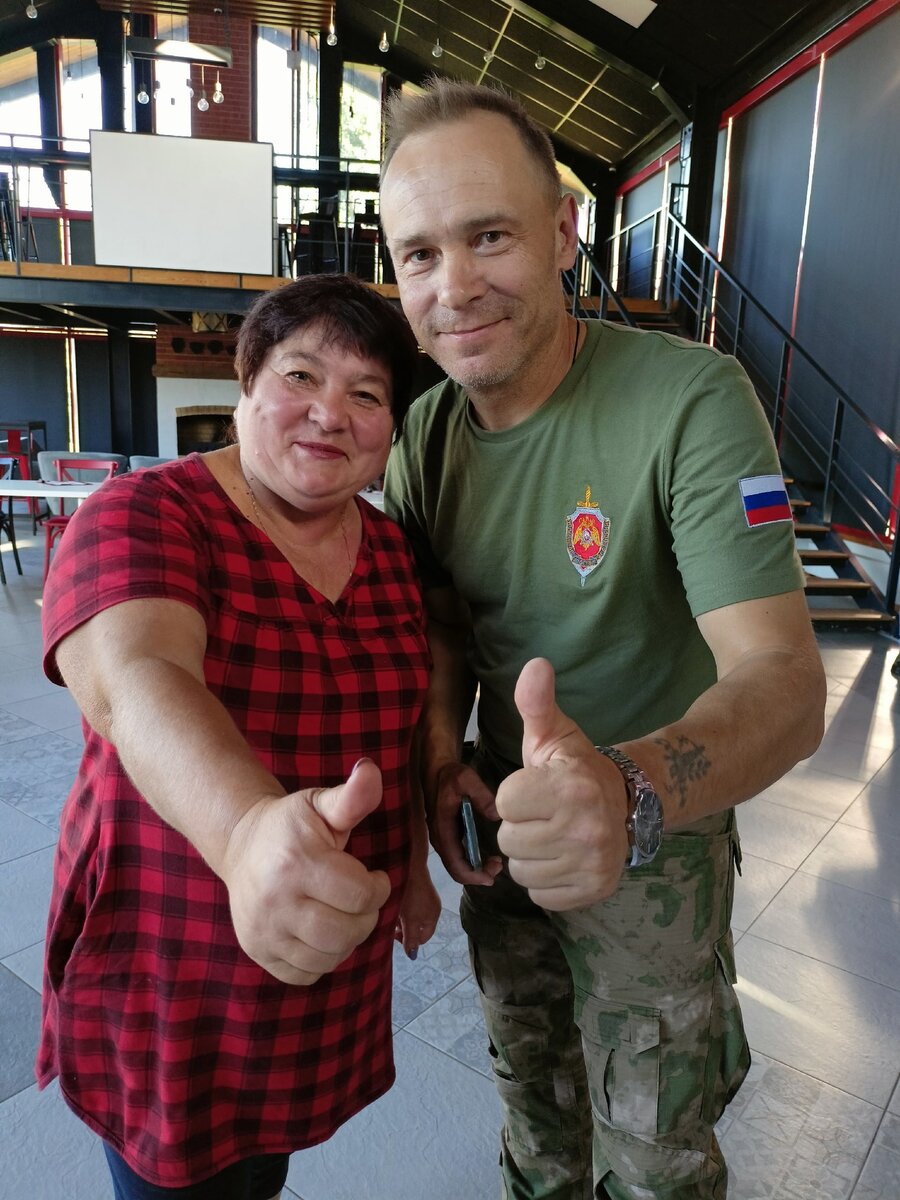С Александром Ванюшкиным после интервью.
