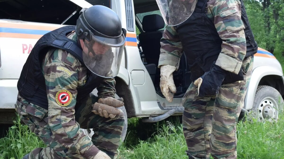     В Ростовской области огласили приговор Александру Бабичу, который угрожал устроить взрывы в офисах банка, сообщает региональное УФСБ.