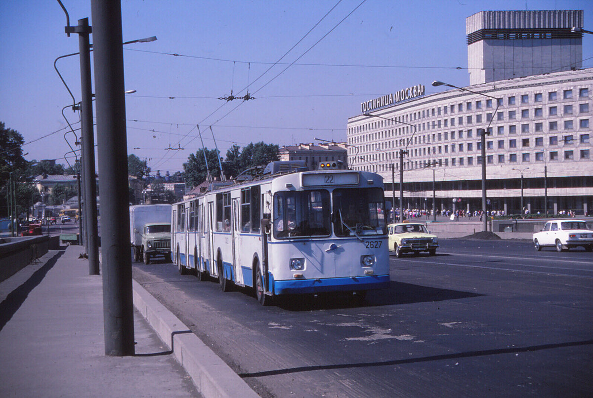 Каким был Ленинград в 1987 году? 14 архивных снимков города на Неве |  Путешествия и всего по чуть-чуть | Дзен