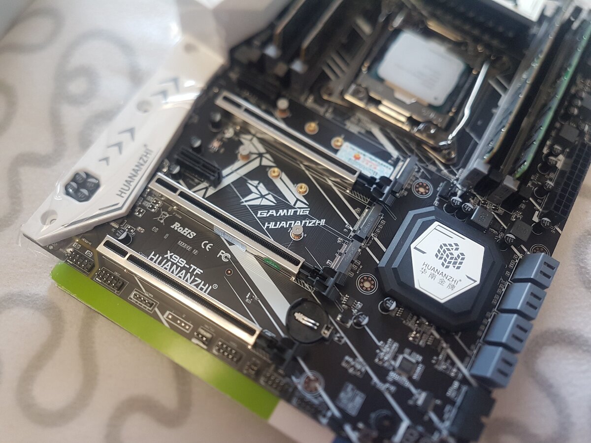 E5 2678v3. Huanan x99 TF. HUANANZHI x99 TF подсветка. HUANANZHI x99 TF VRM. HUANANZHI x99 TF Порты.