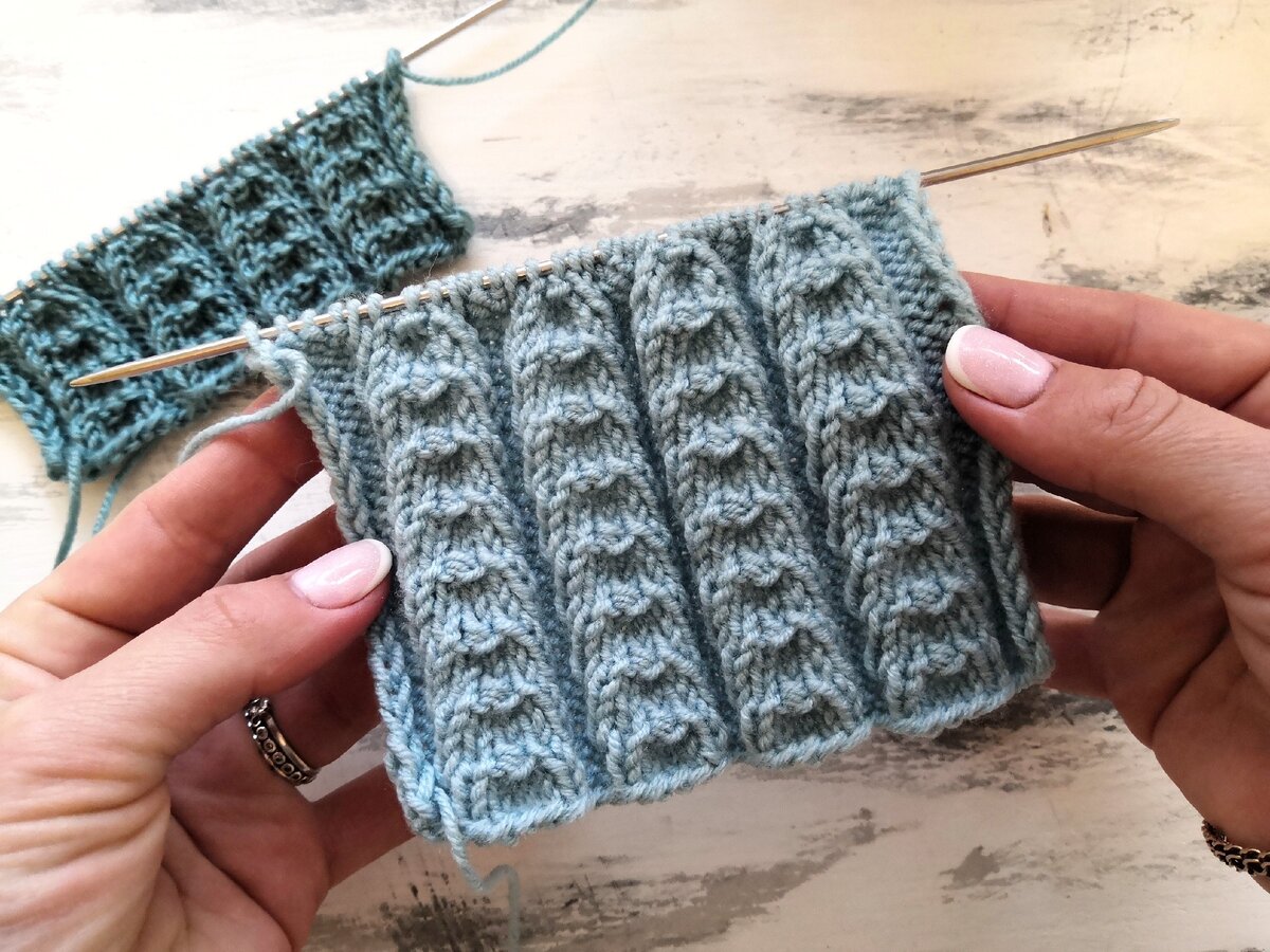 Рельефный узор спицами