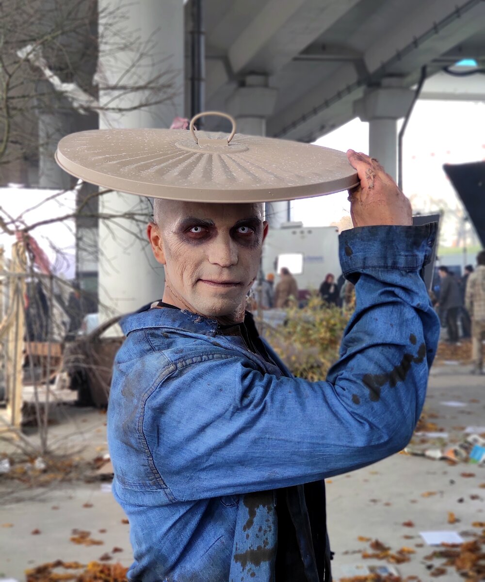 Ты управляешь своим биороботом или он он тобой?