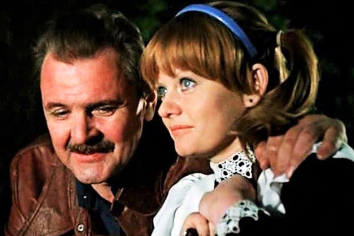 Юрий Яковлев и Ирина Муравьёва в фильме «Карнавал», 1981 год.