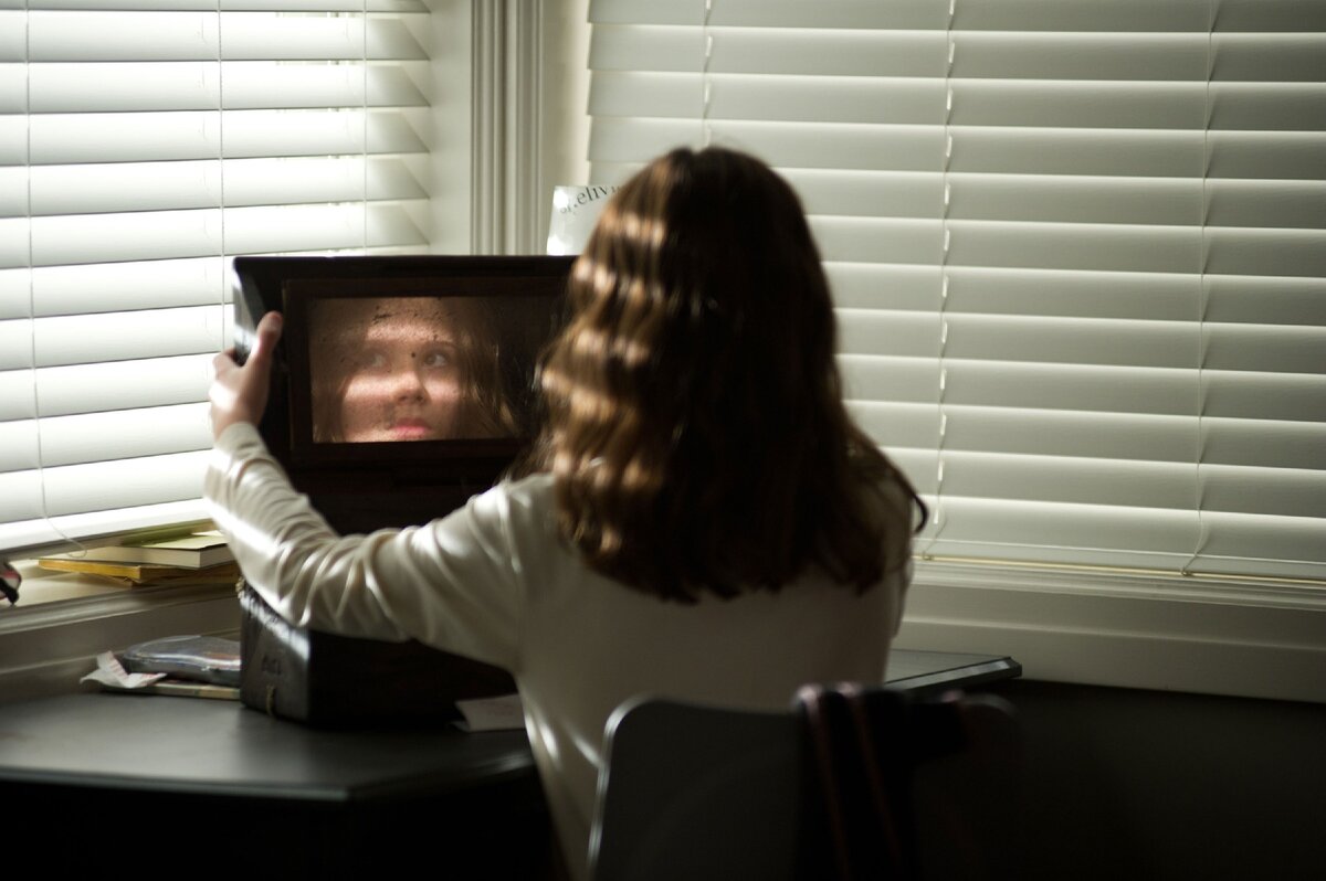 Кадр из фильма Шкатулка проклятия