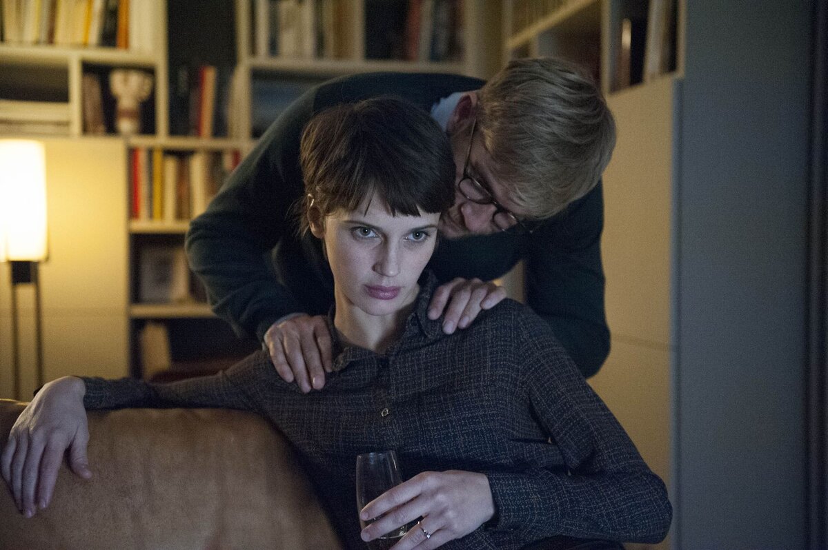 Фото: film.ru “двуличный любовник»