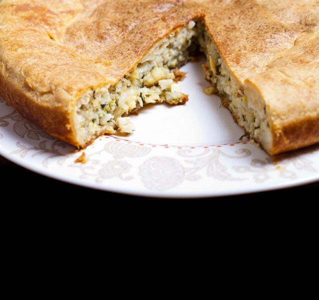 Рецепт пирога с мясом. Иллюстрация по стандартной лицензии @protesto.ru