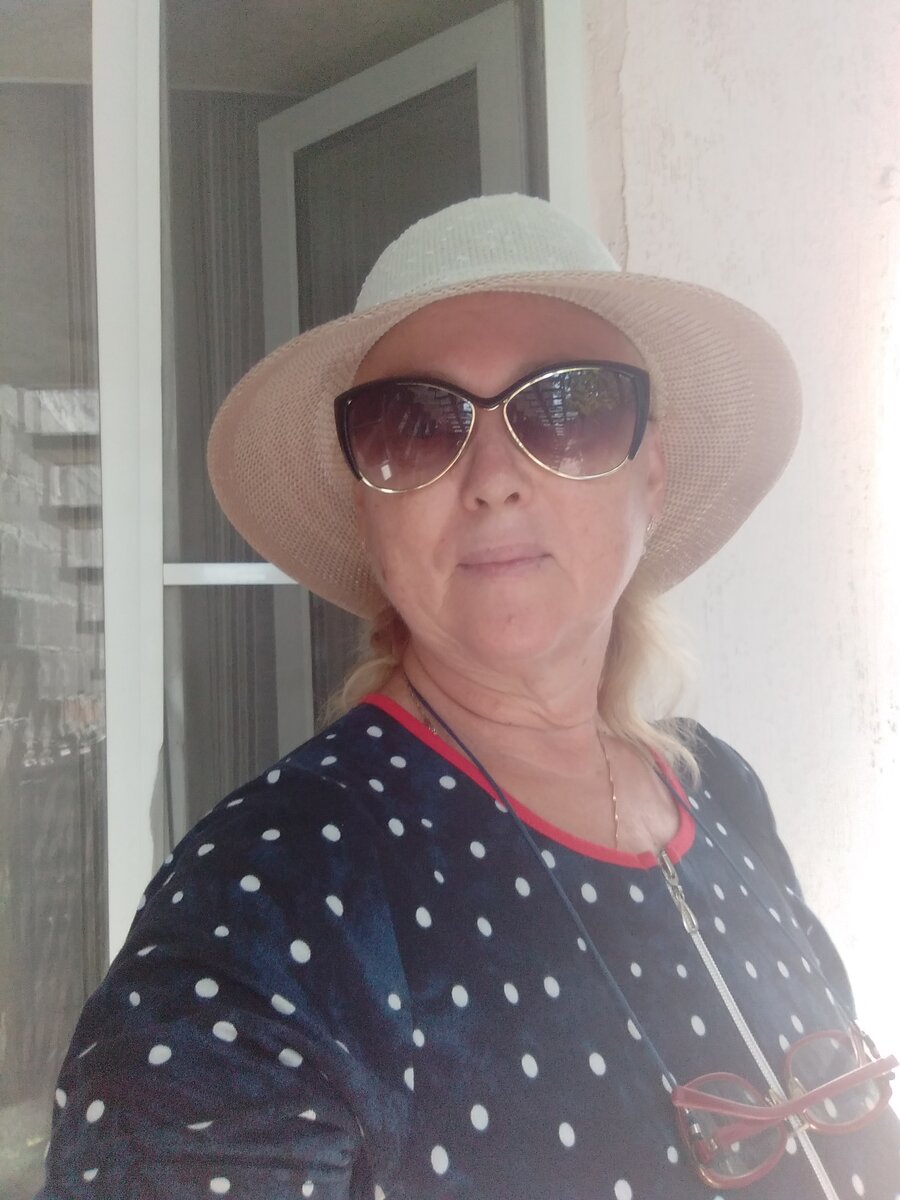 Мы начинаем отдыхать, едем на пляж.