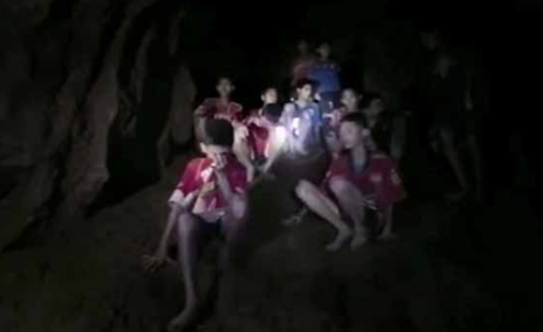 Это фото, в свое время, облетело все СМИ планеты