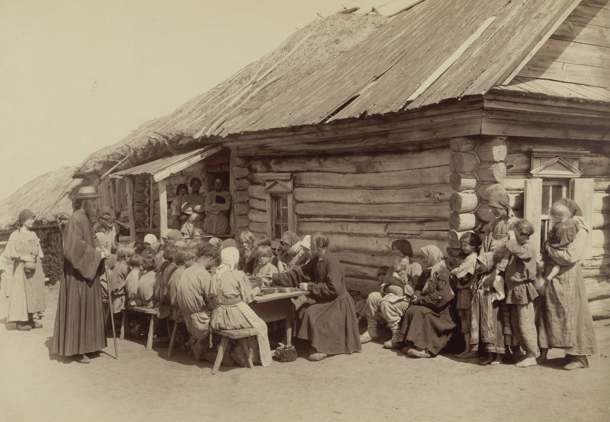 Зажиточные помещики. Нижегородская Губерния 19 век село. Крестьяне Нижегородской губернии Дмитриев. Голод в Российской империи 1891-1892.