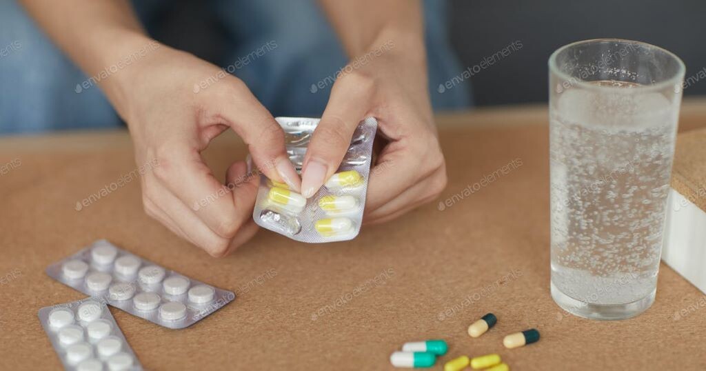 Много таблеток хороших и разных))