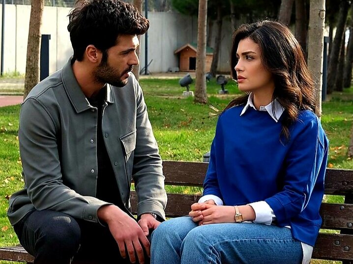 Кадр из сериала. Фото: Instagram @sol.yanimdizi