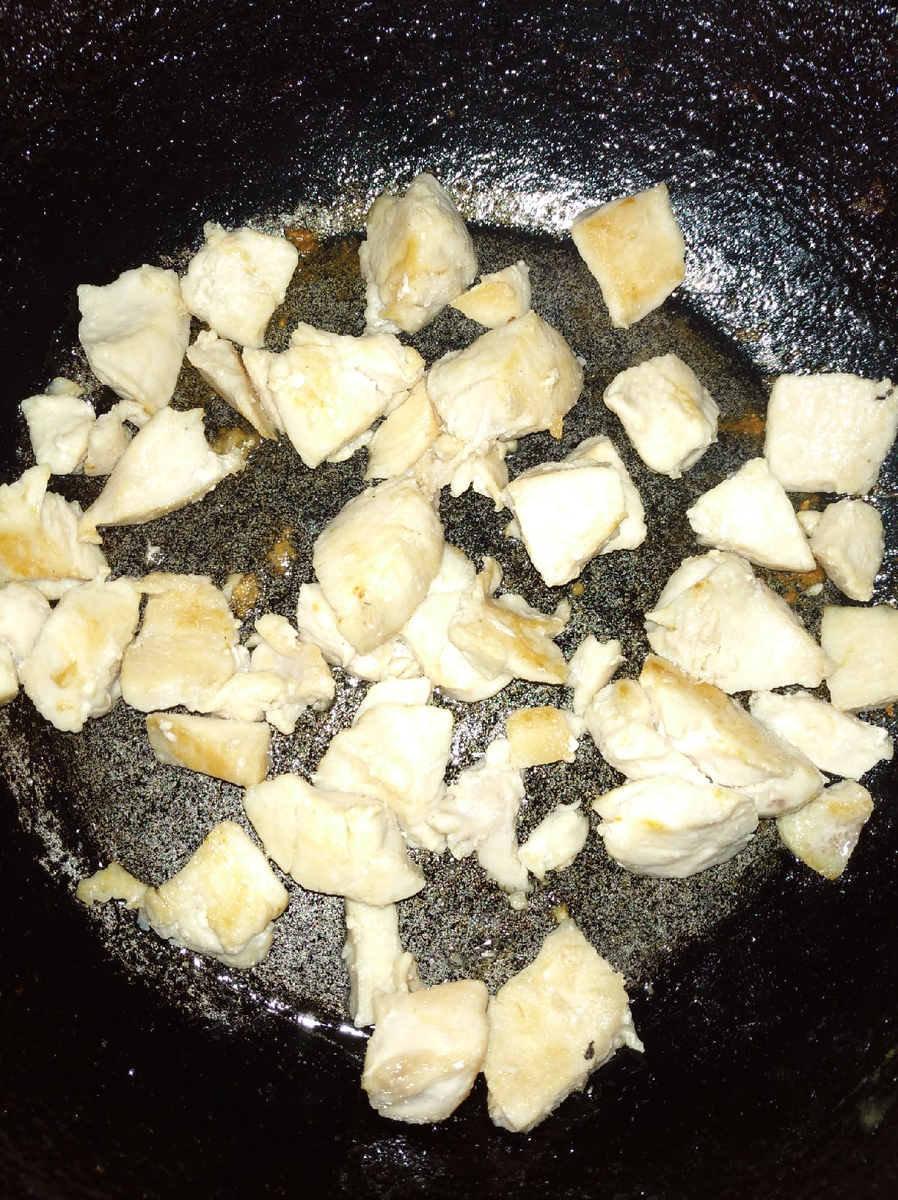 Обжариваем.