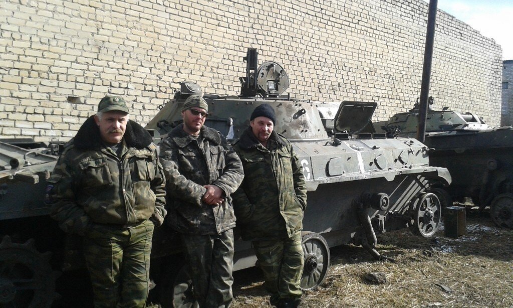 Хоперские казаки на Донбассе. Паши Кадиленка (крайний справа) давно уже с нами нет.