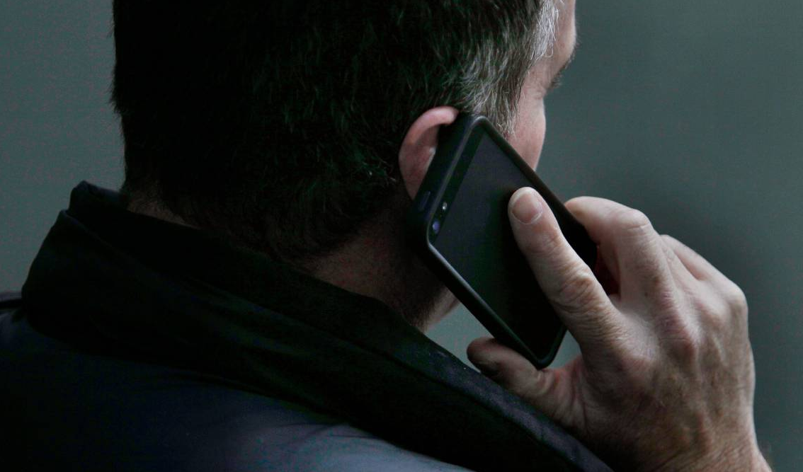 Что такое мошенническая схема через мобильный телефон?