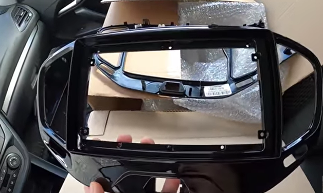 Установил в Ладу Весту классную мультимедийную систему на Андроиде ...