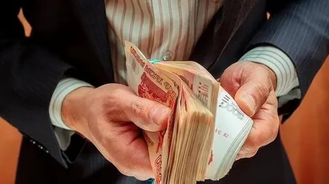 Картинка, олицетворяющая день зарплаты федерального судьи