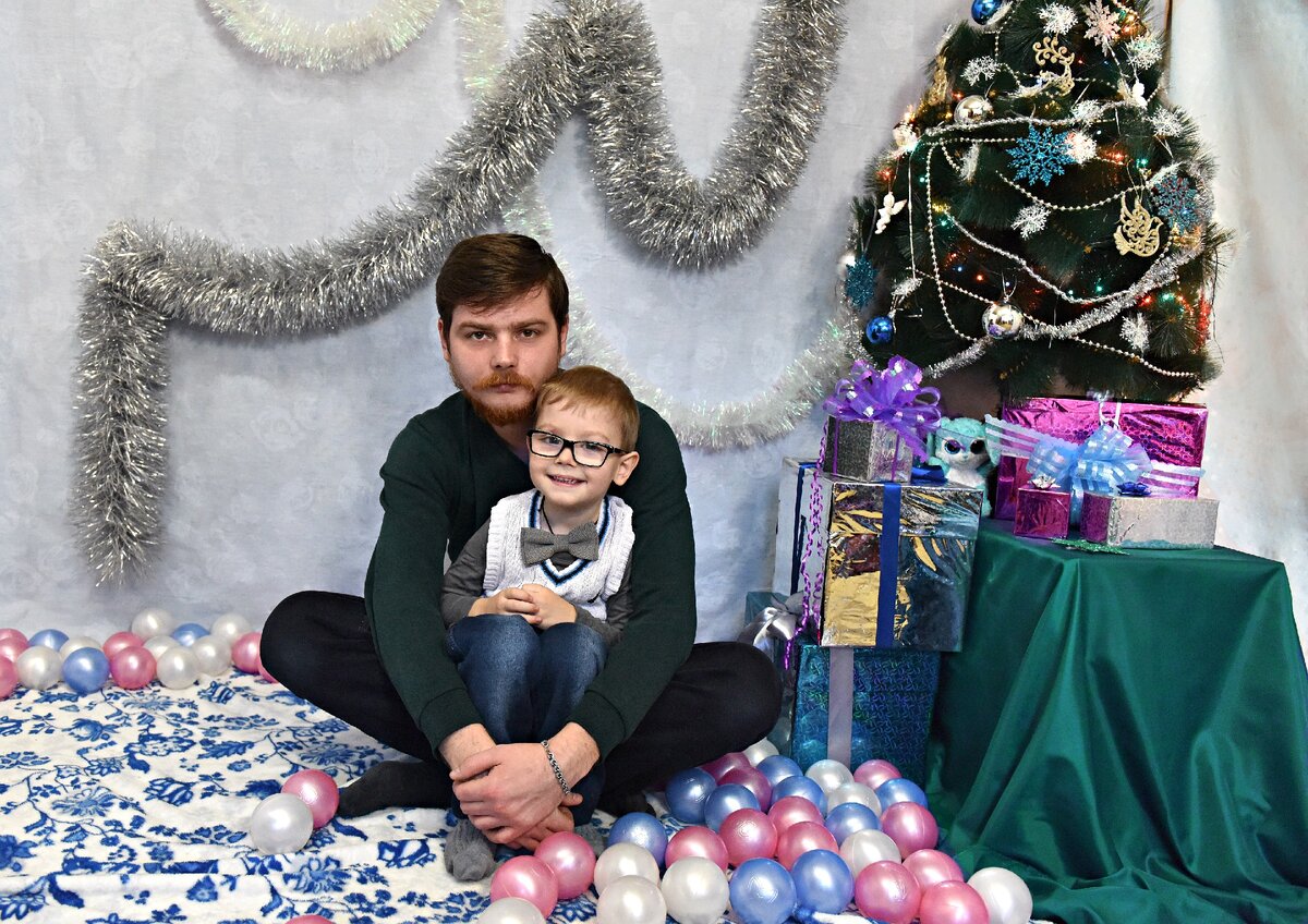 Создали себе фотозону из подручных средств