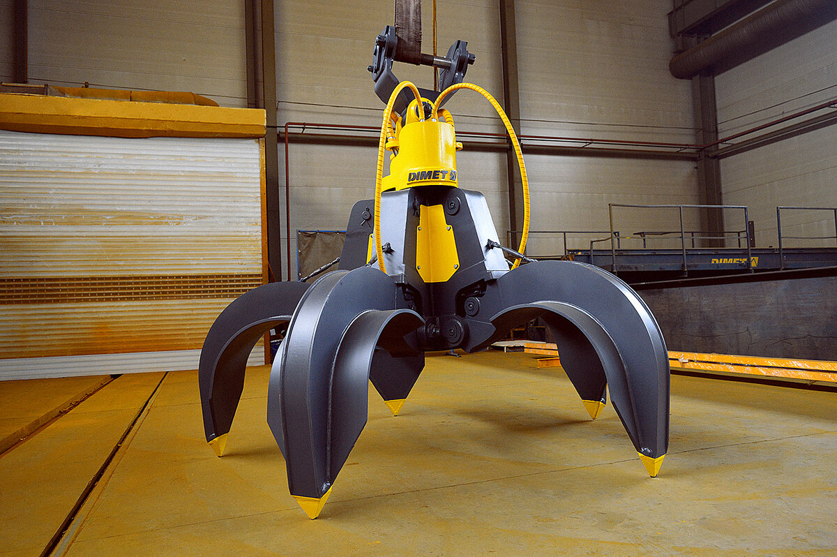 Гидравлический грейфер для металлолома DIMET DS, пяти-челюстной, объем 0,8 куб.м.
