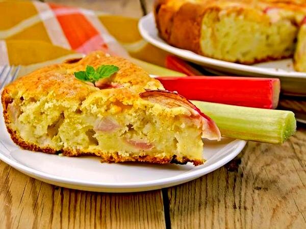 пирог из ревеня (фото из интернета)