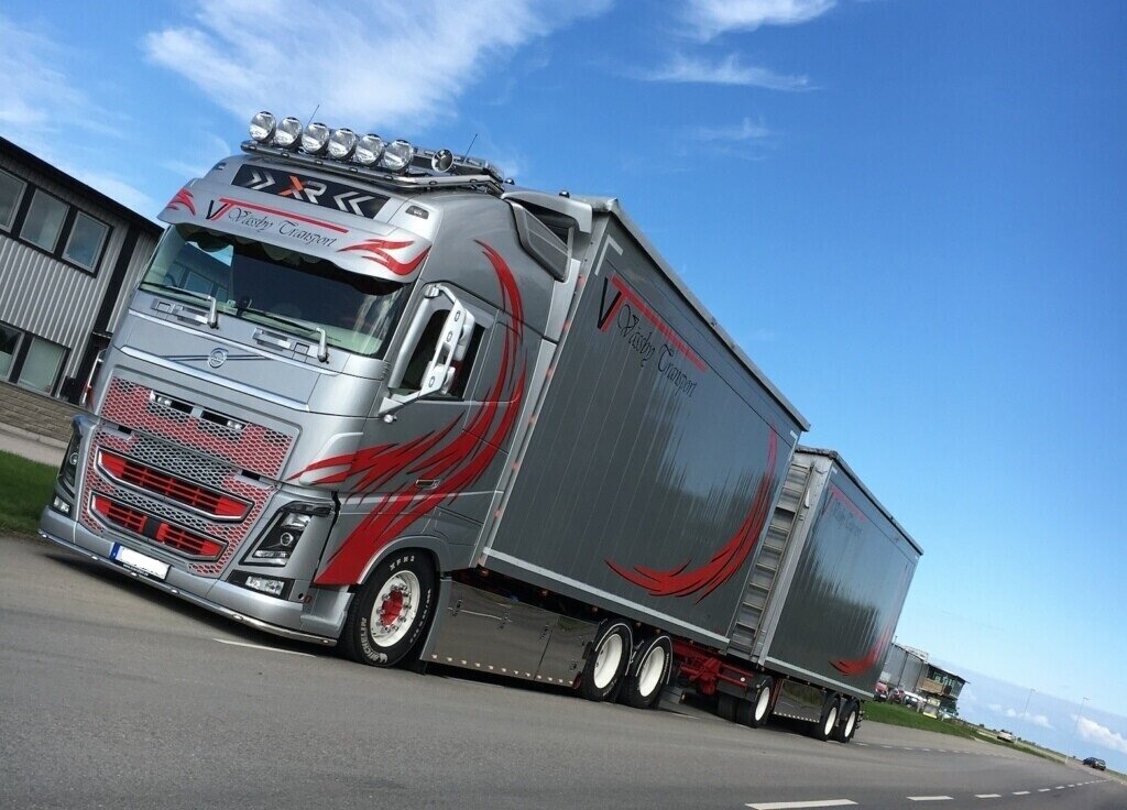 Volvo FH 13 белая