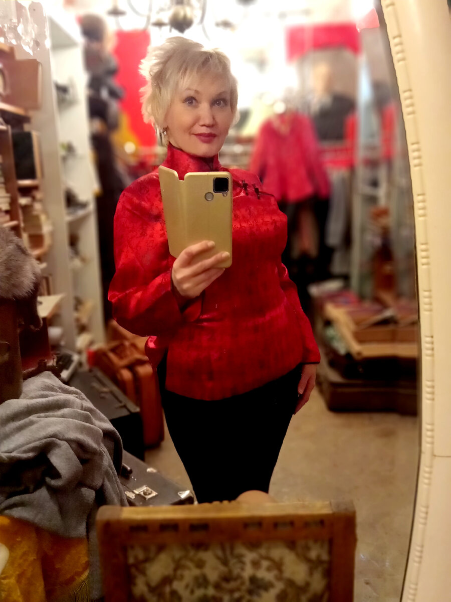 Жакет из натурального атласа