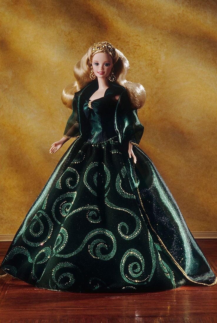 Emerald Enchantment Barbie 1996 (официальное промо-фото)