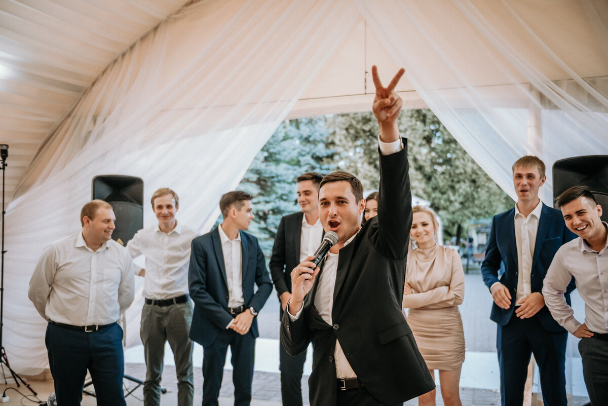 Ведущий свадеб Москва