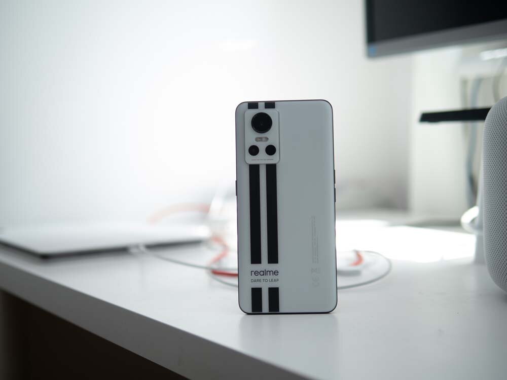 дизайн смартфона Realme GT NEO 3 150W 5G
