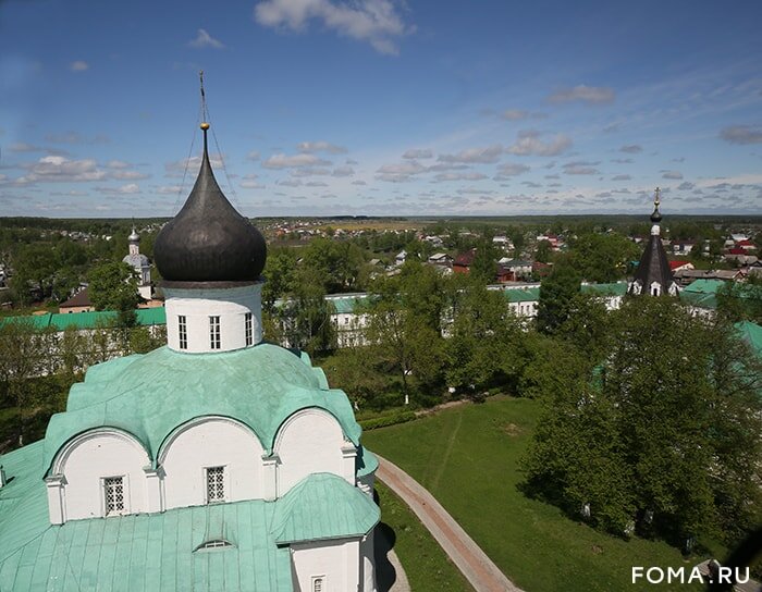 Александровская слобода нижний новгород. Успенский девичий монастырь Александровская Слобода Бутурлин. Александровскую слободу, в Успенский девичий монастырь. Башни Александровской слободы. Теряево Слобода фотографии.