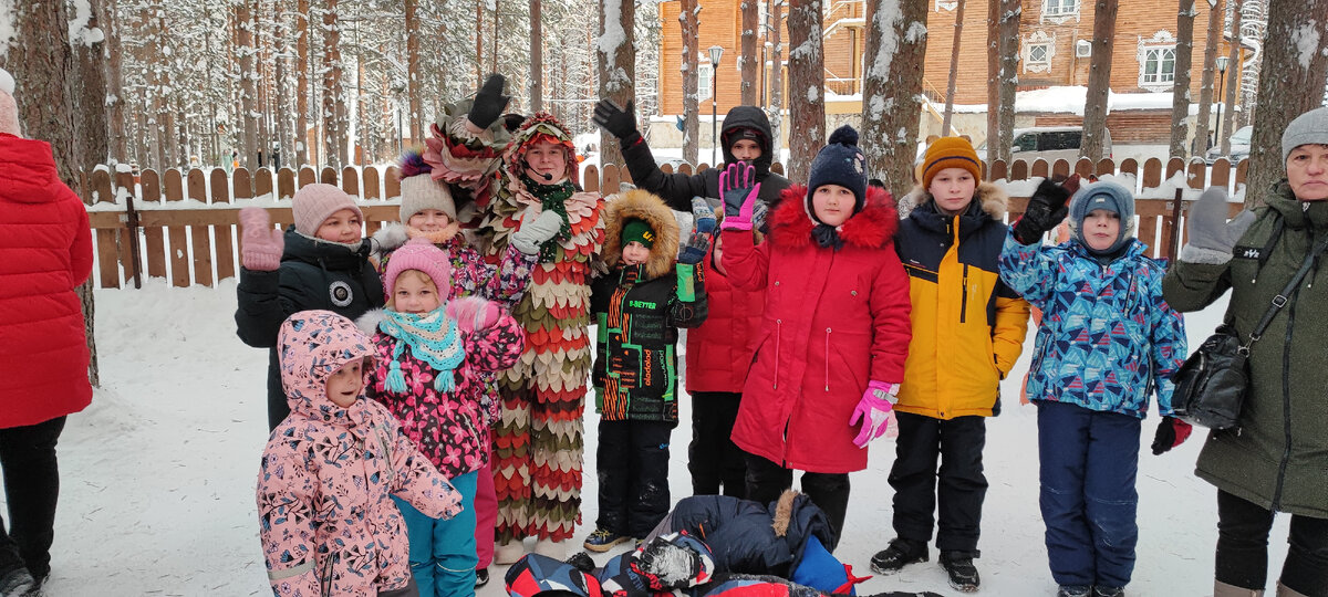 Нижегородинтур нижний новгород туры. Новый год компания.