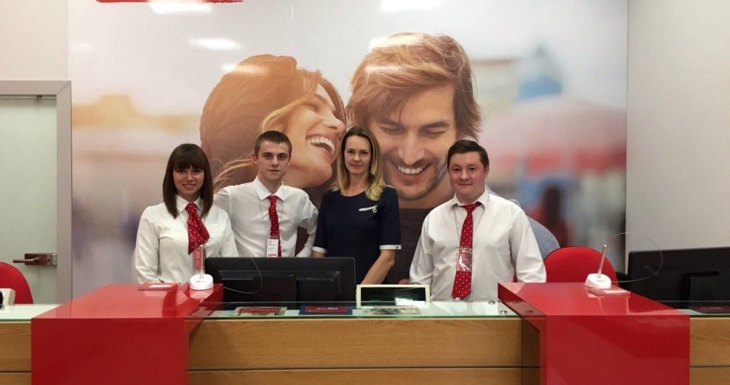 О моем опыте работы в салоне МТС, или Как я слез с родительской шеи