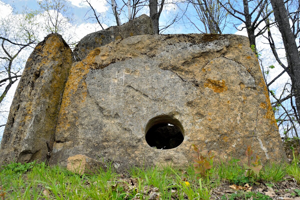 Богатырская поляна