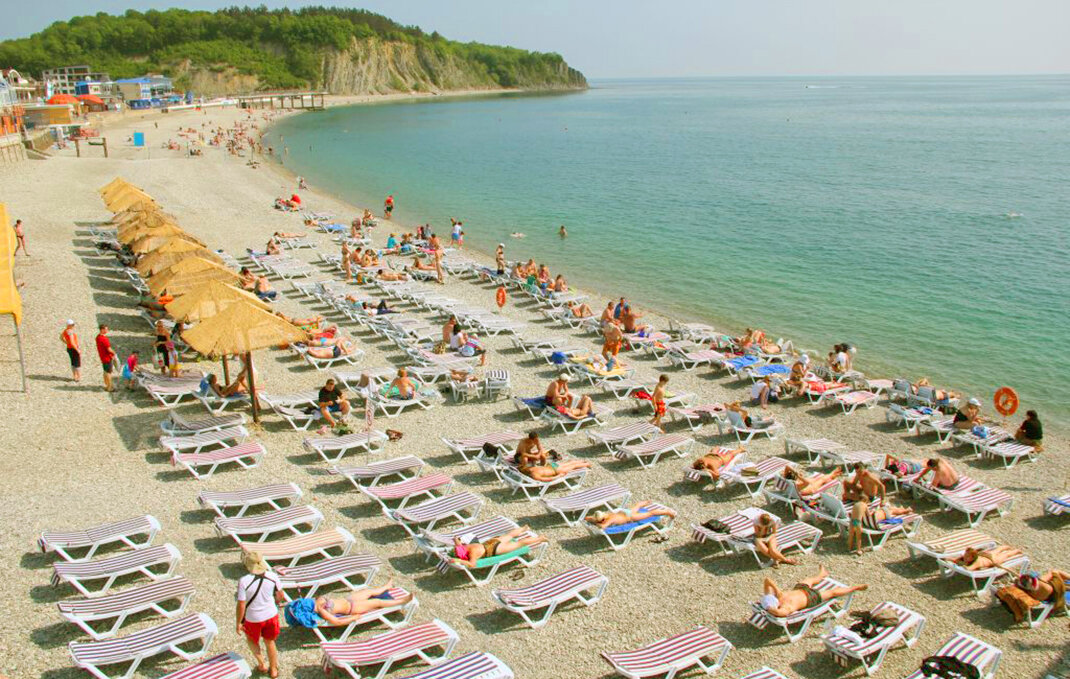 Пляжи туапсе. Пляж санатория Орбита в Ольгинке. АМАКС Орбита Ольгинка пляж. Пляж Ольгинка Туапсинский. Туапсе пляж Ольгинка.