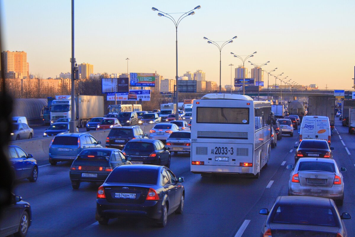 Как перестать бояться ездить по городу: Пробка | АвтоГороД | Дзен