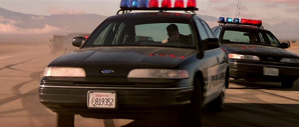 Ford Crown Victoria Police Interceptor РѕР±РѕРё