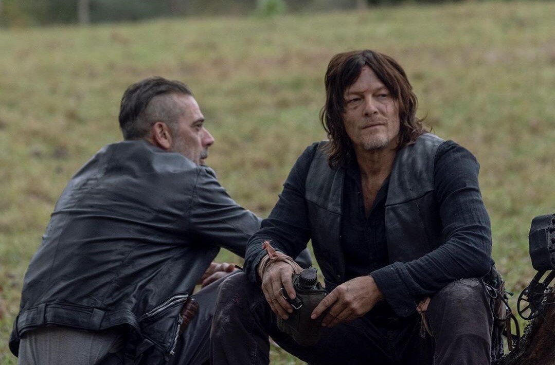 дэрил диксон ходячие мертвецы 11 сезон. мэгги грин ходячие мертвецы 6 сезон. ходячие мертвецы: мир за пределами (2021). дэрил ходячие мертвецы 10 сезон. кэрол ходячие мертвецы 11 сезон.