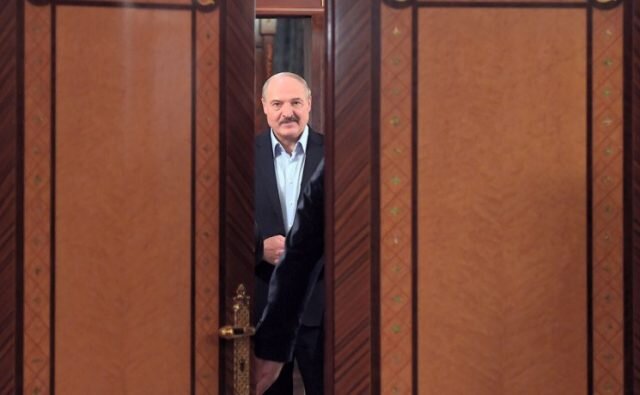 Александр Лукашенко, Коммерсант