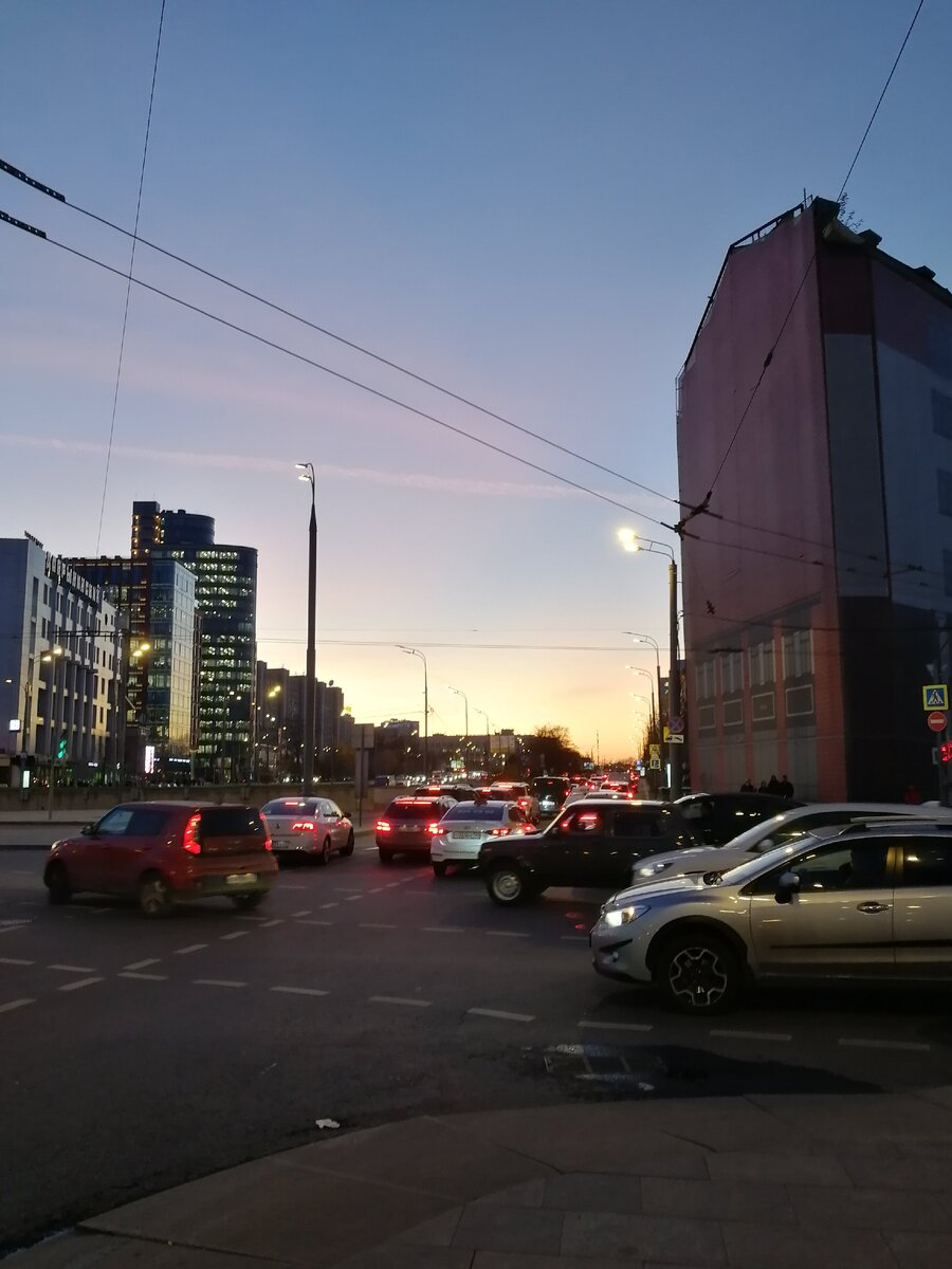 Пробки как часть автомобильной культуры 