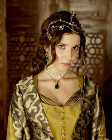 Кадр из сериала "Велеколепный век" 