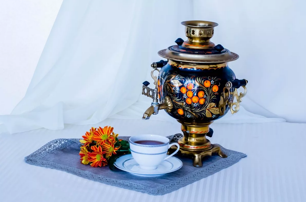 Самовар Бигач. Самовар красивый. Чаепитие.