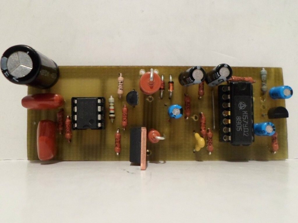 Чувствительный самодельный металлоискатель на микросхемах и транзисторах | Alex Kar | Дзен