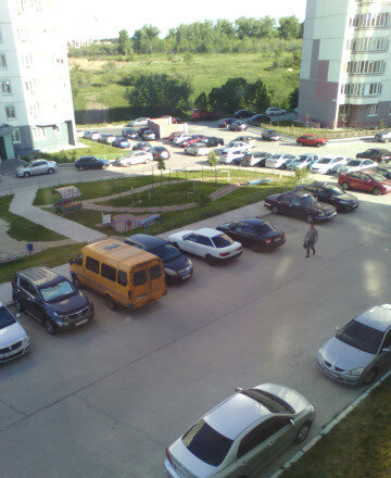 Увезли прямо с парковки. Я могла догадаться, но не правильно поняла знак