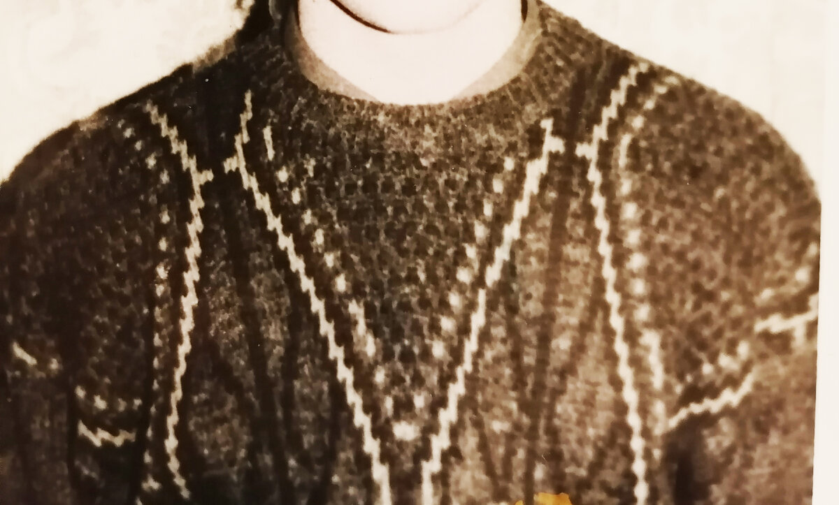 О таком свитере я только мечтала. Кстати, их тоже носили все - и парни, и девушки. 