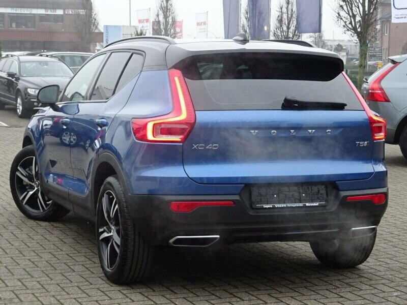 Volvo XC40. Источник иллюстрации - Яндекс.Картинки