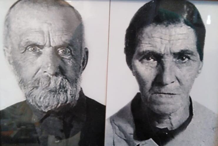 Дед Степан и бабушка Мавра.