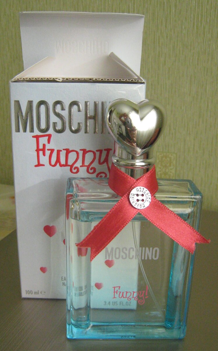 Funny! Грациозный женственный аромат от Moschino