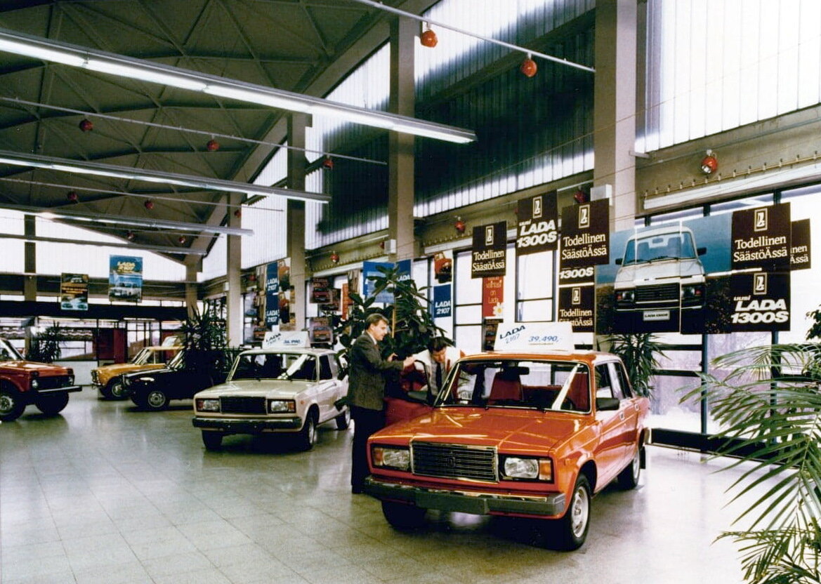 Автосалон Lada в Финляндии, 1980-е годы | WROOM | Дзен